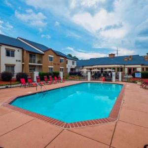 Red Roof Inn PLUS+ & Suites Knoxville West - Cedar Bluff Knoxville