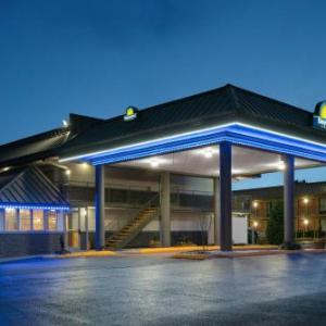 Days Inn by Wyndham Knoxville North Knoxville